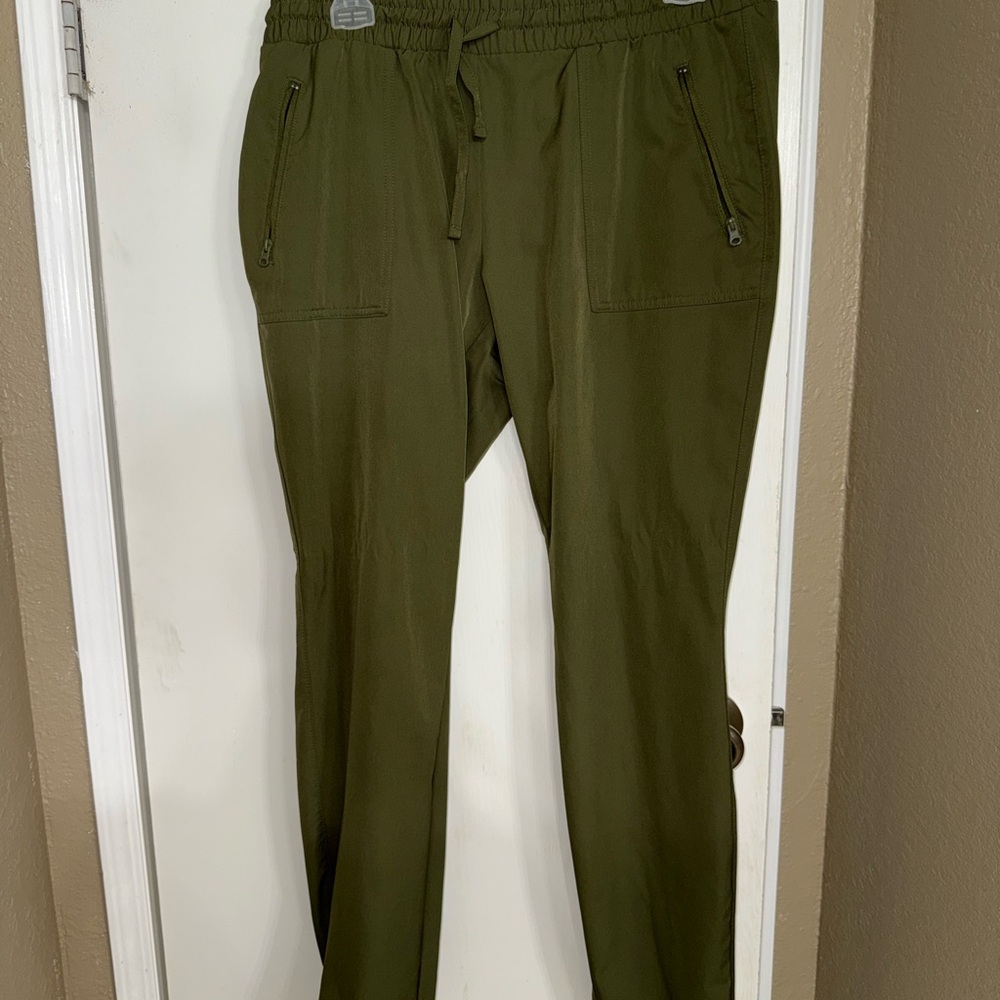 Women’s Magellan pants